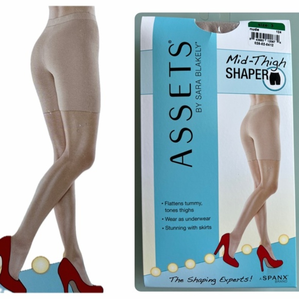 Assets by Spanx Mid Thigh Shapewear Shorts Size 3